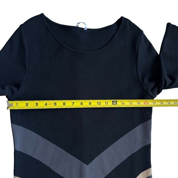 Waggon Paris Black & Gray Chevron Pattern Plus Size Sweater Dress 14 / XL NWT - Picture 11 of 12